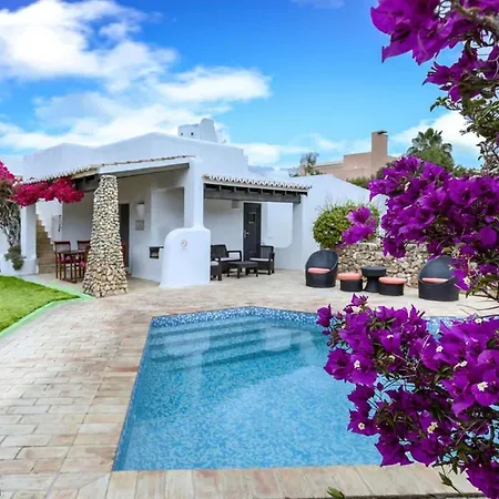 Casa Flora Villa *